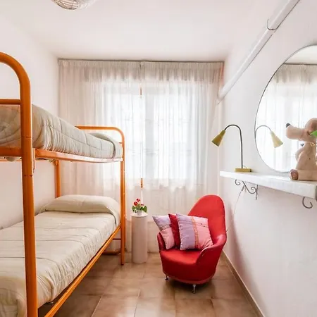 Trilocale In Seminterrato A 150mt Da Lido Альгеро