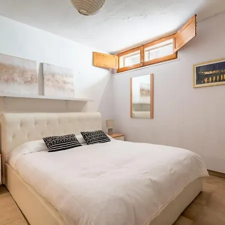 Apartament Trilocale In Seminterrato A 150mt Da Lido Alghero