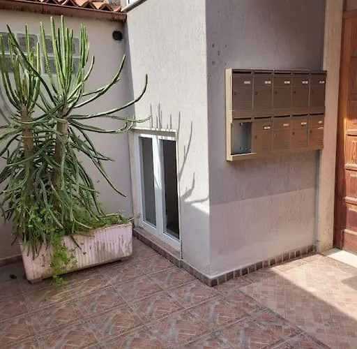 Apartman Trilocale In Seminterrato A 150mt Da Lido
